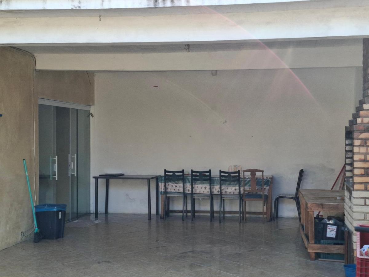 CASA DE HOSPEDAGEM FLORES PARATY AMBIENTE FAMILIAR 600M do CENTRO - Ferienwohnung Paraty