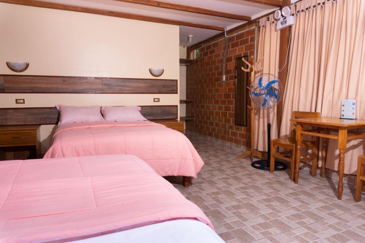 Camera con 2 Letti Matrimoniali 