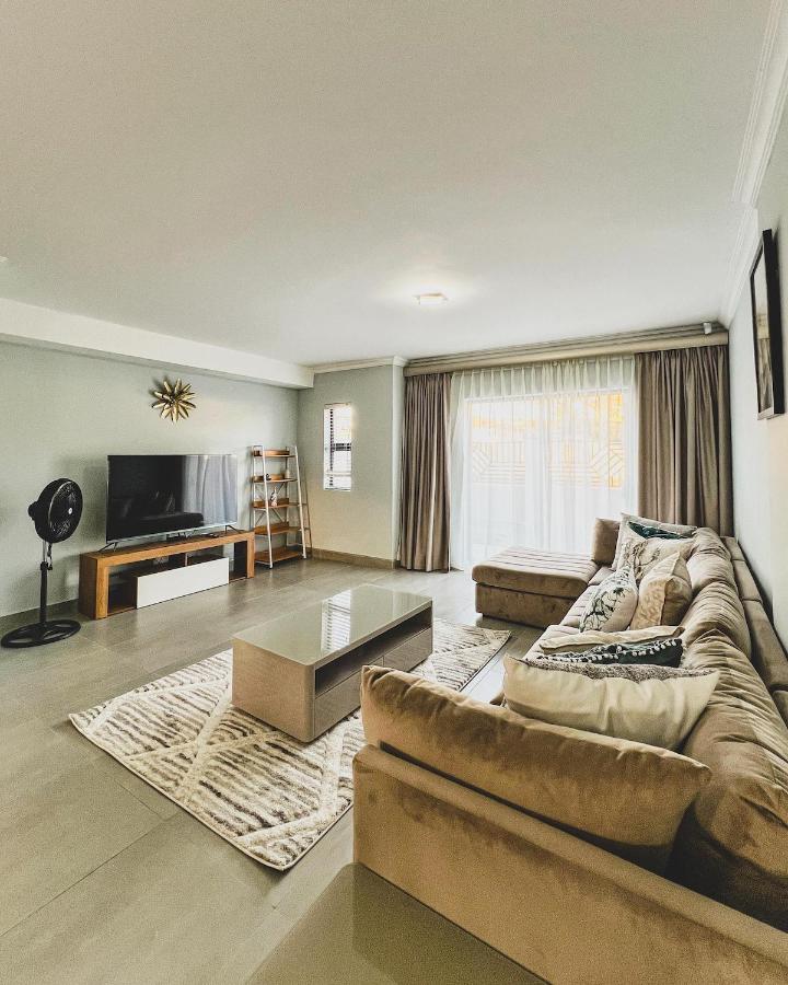 Hope Century Apartments - Ferienwohnung