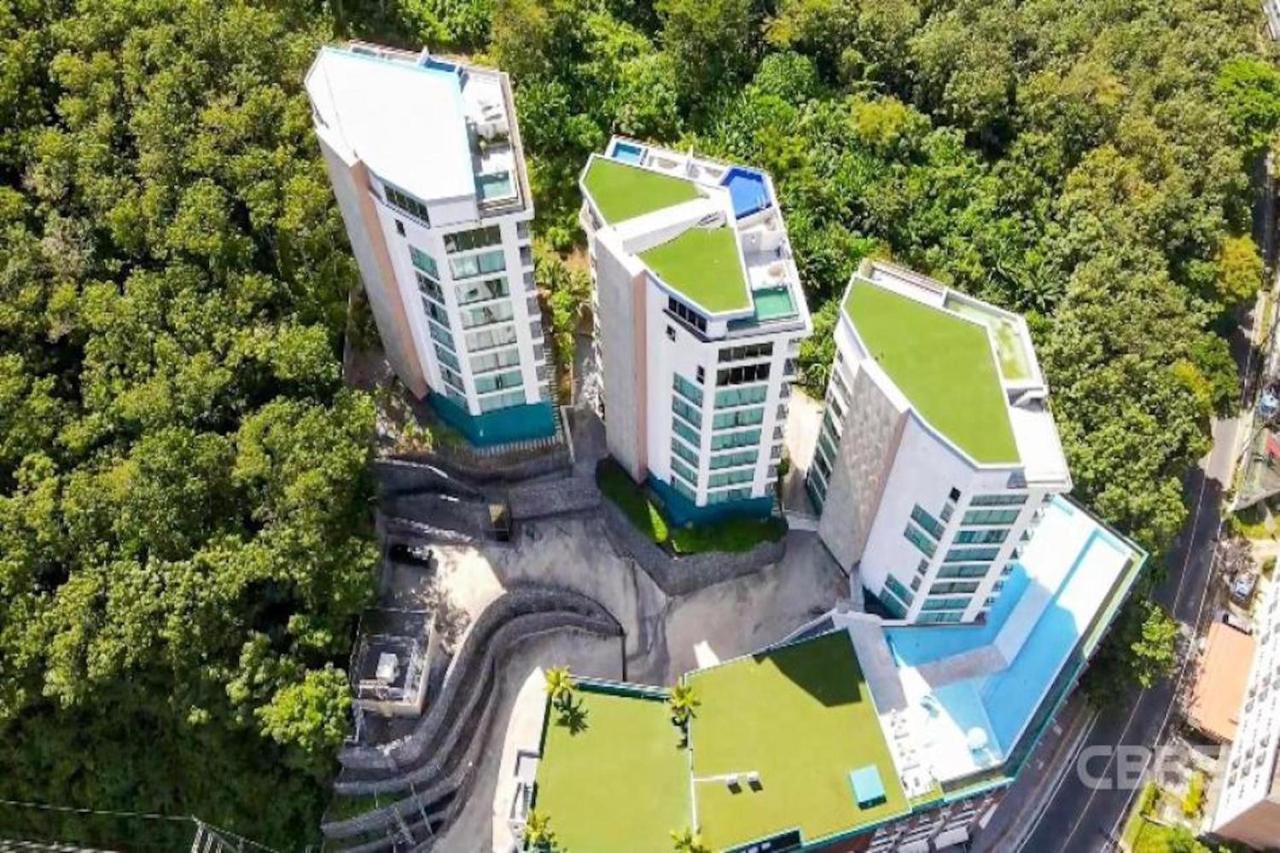 Sea View 2BR Apartment C73 - Prime Location in Oceana Residence, 450m to the Beach - B&B