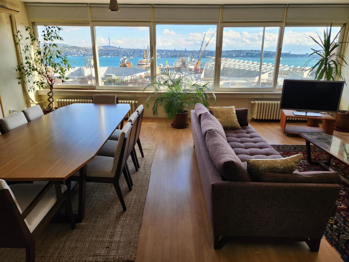 Stunning 1BR w Sea View close to Galataport ! - B&B