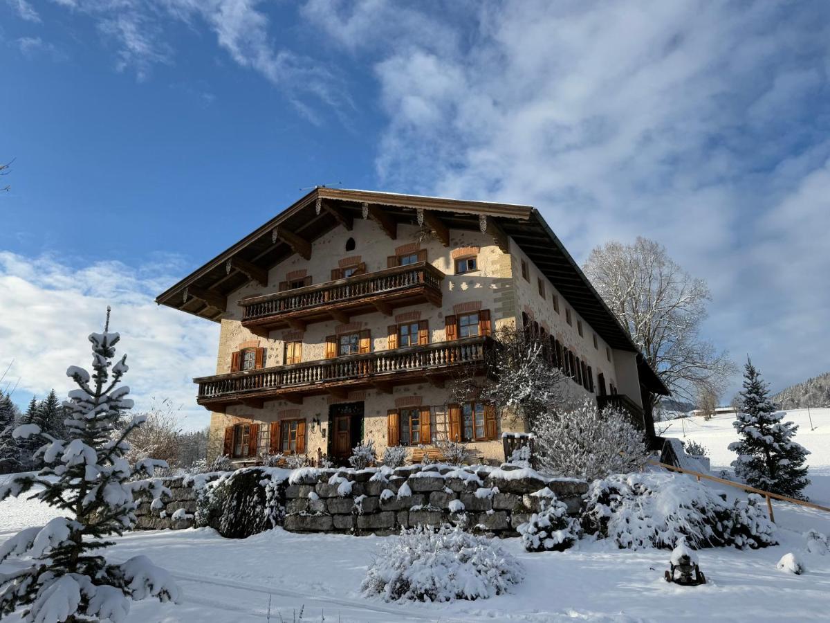 Gästehaus Hausenbauer - B&B Reit im Winkl