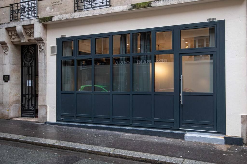 La librairie parisienne-Convention, Porte de Versailles - Bed and Breakfast Parijs