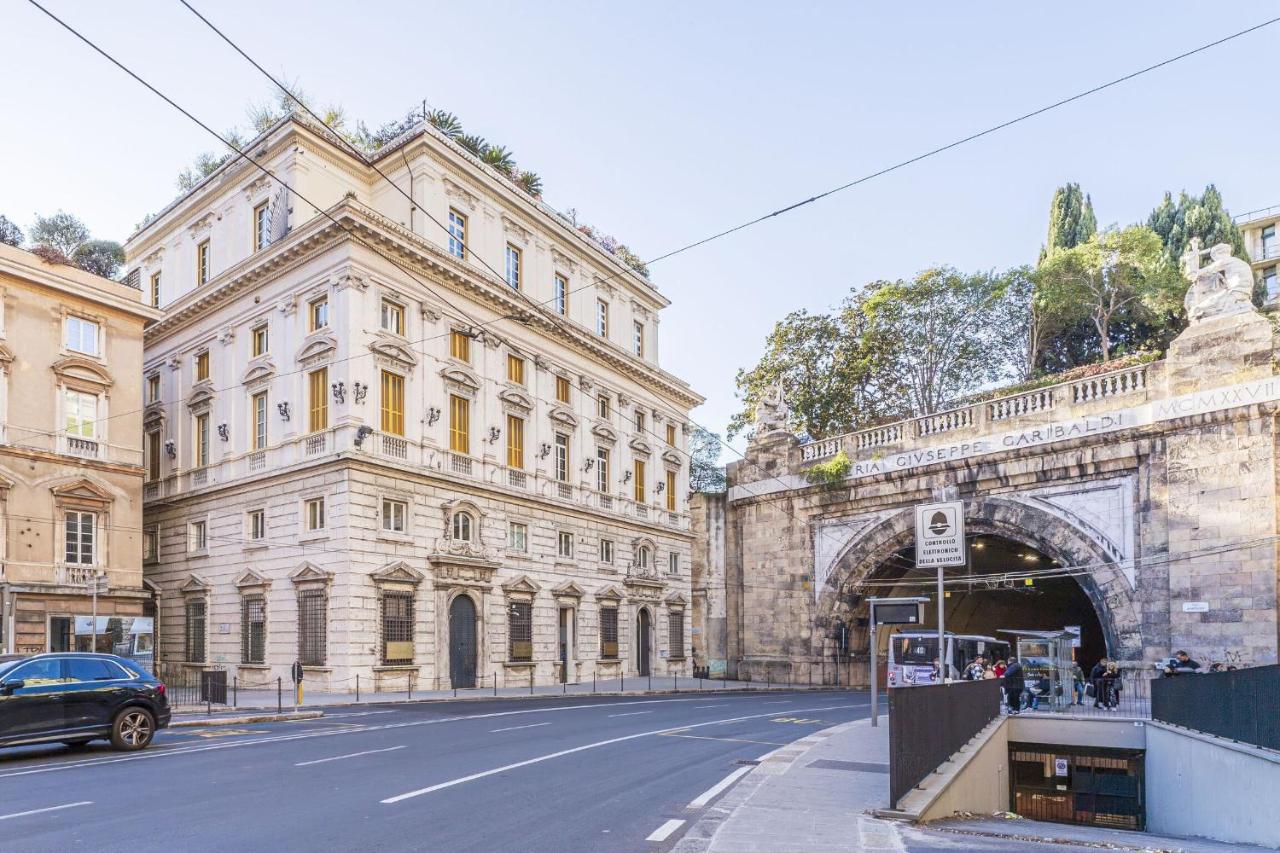 Portello Square Lux Apartment Genova - B&B
