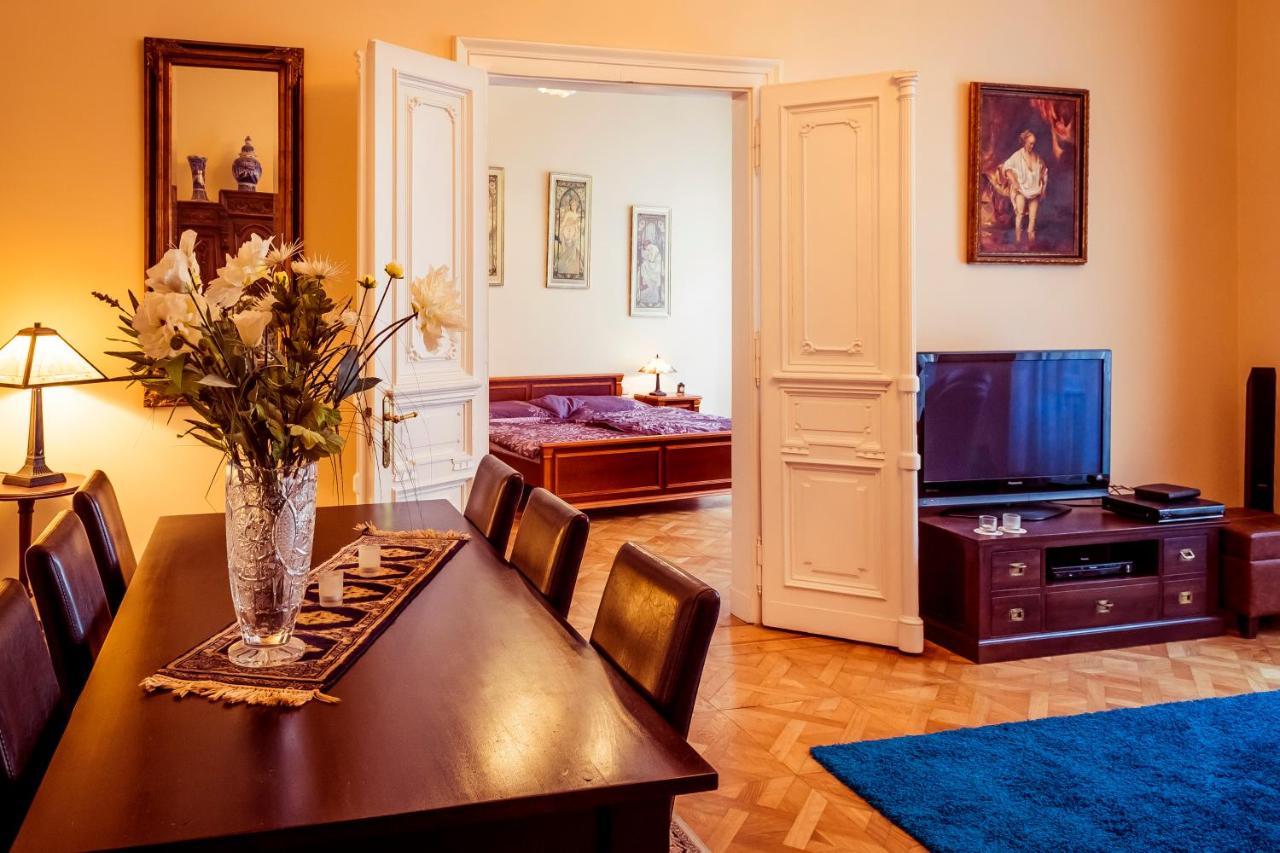 Apartment Vodičkova 11 - B&B Prague