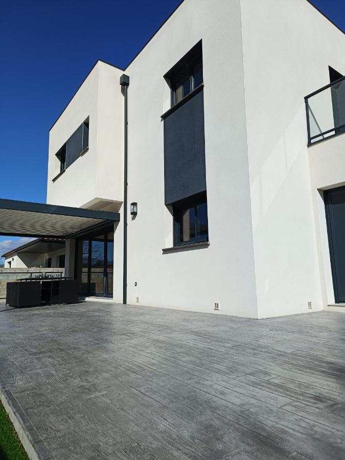 Villa 10 pers, Piscine privée, proche mer - Ferienwohnung