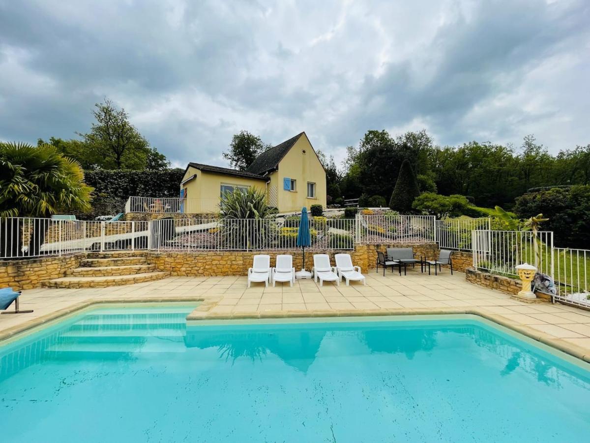Gite - Vue imprenable - Pisicine - Vezac - B&B