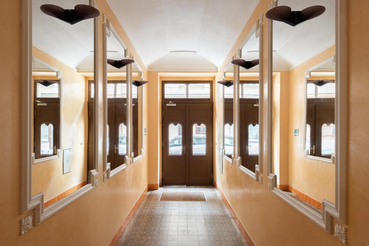 Delux Romantic Stay Prague - B&B Praga