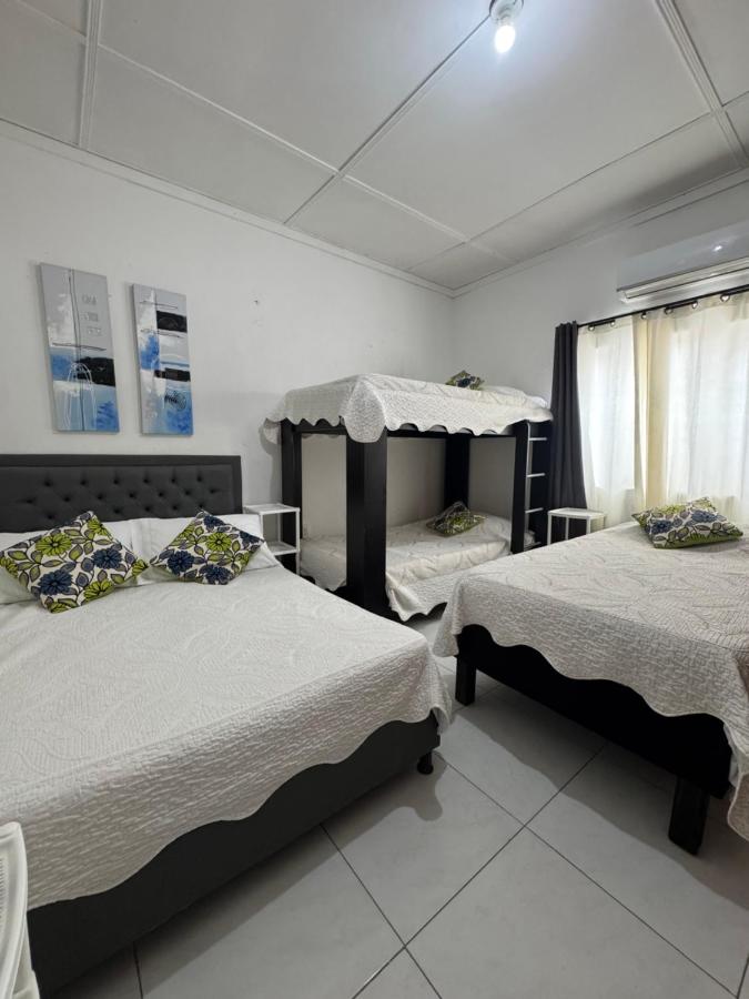 Familiekamer met Eigen Badkamer