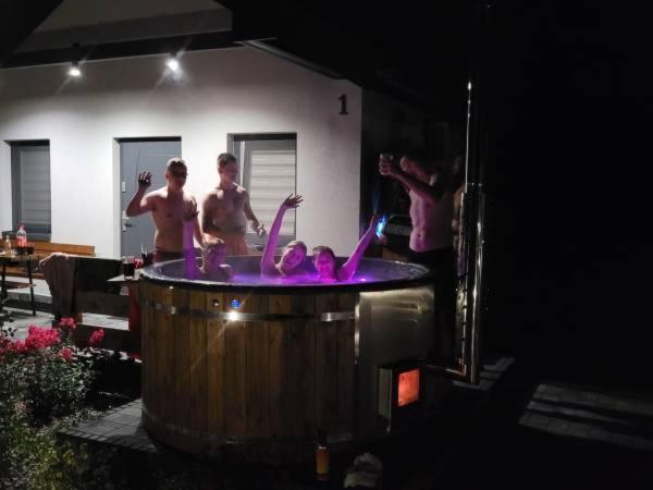 Domki Magiczne Miejsce - B&B