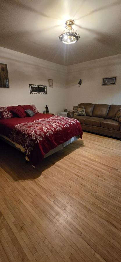 Appartamento Monolocale con Letto Queen-Size