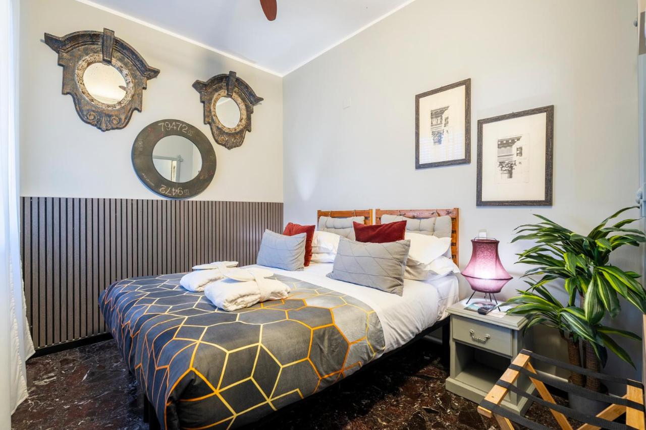 Double Room with Private External Bathroom