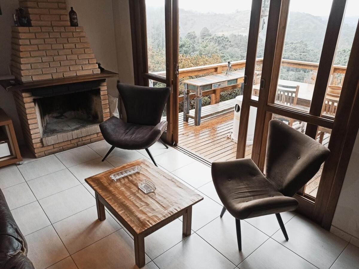 Casa completa para temporada em Campos do Jordão - B&B