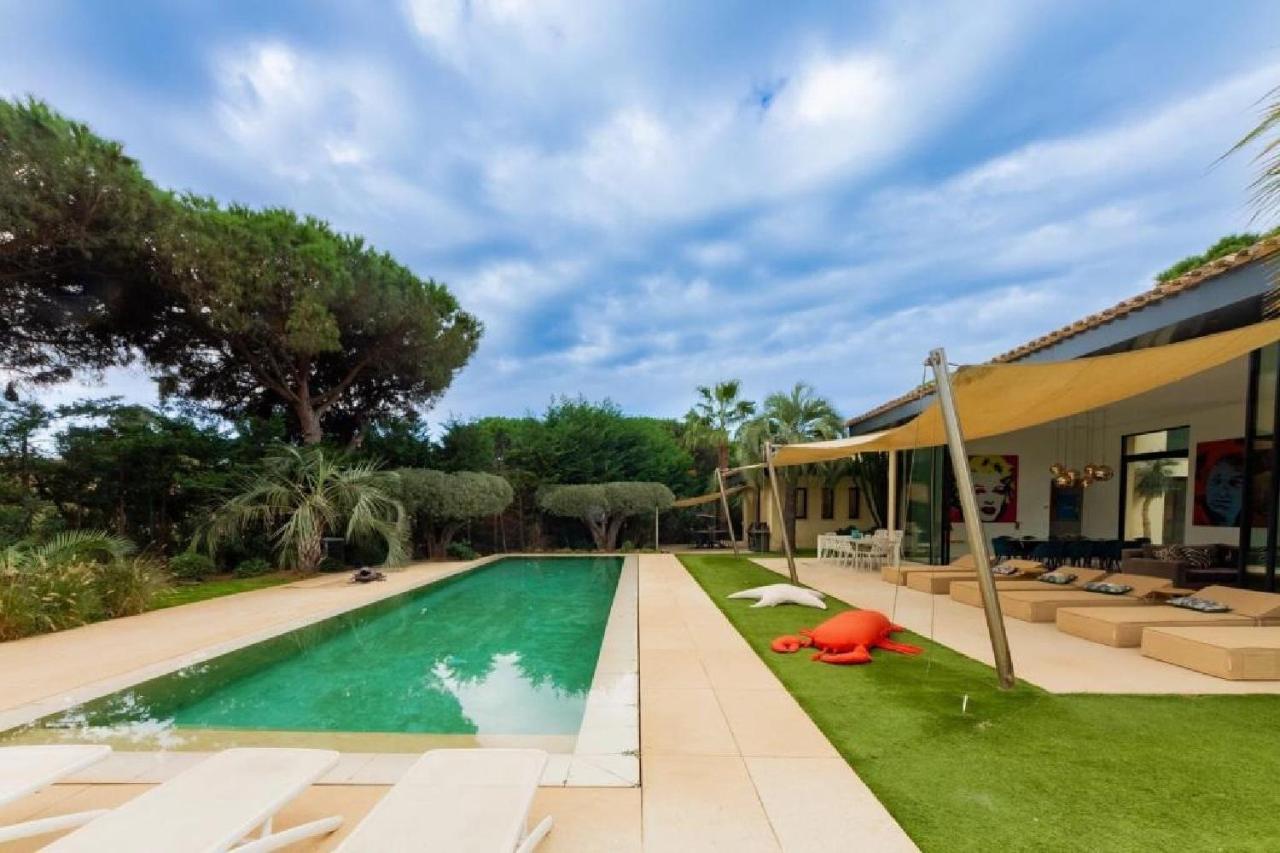 Superb Villa in Ramatuelle - Chambres d’hôtes