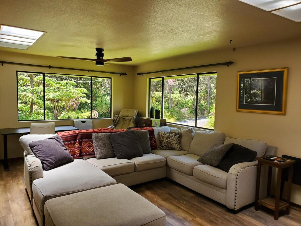 ʻOhiʻa Lehua Forest House - Bed and Breakfast Volcano