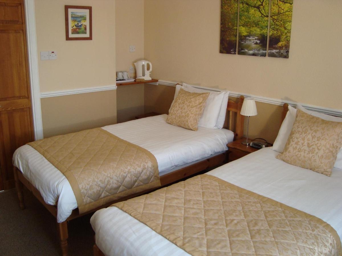 Twin Room Ensuite