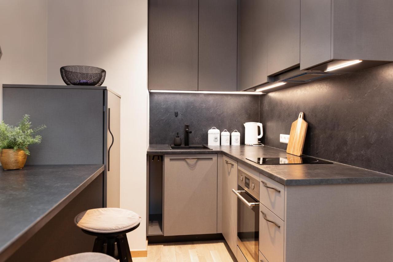 Cozy Riia kvartal apartment with free parking and air conditioning - Chambres d'hôtes Tartu