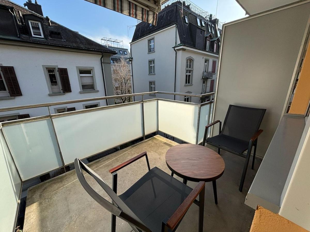 Modern 2BR in the city center - Hösch 12 - B&B