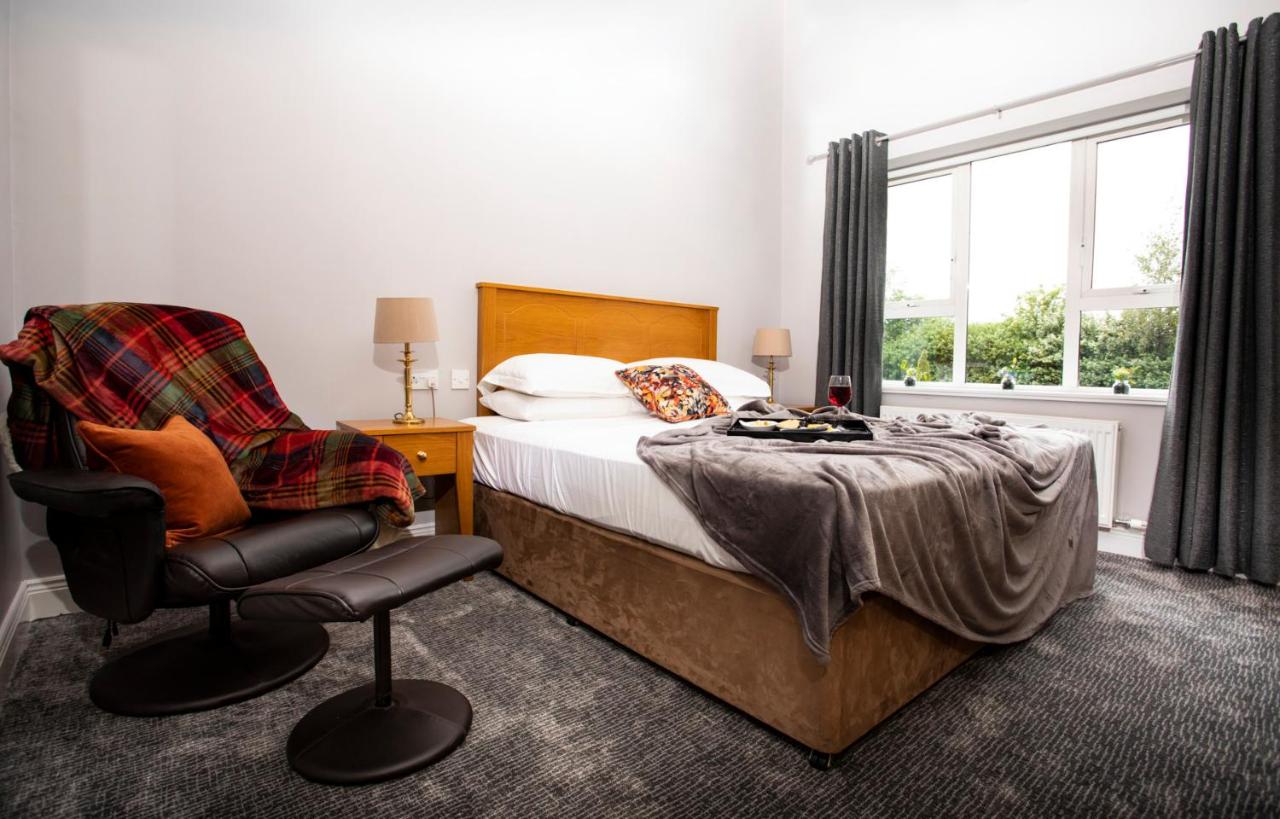 One-Bedroom Family Apartment