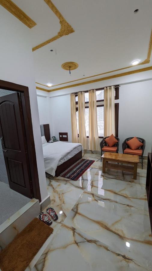 Superior Deluxe Double or Twin Room