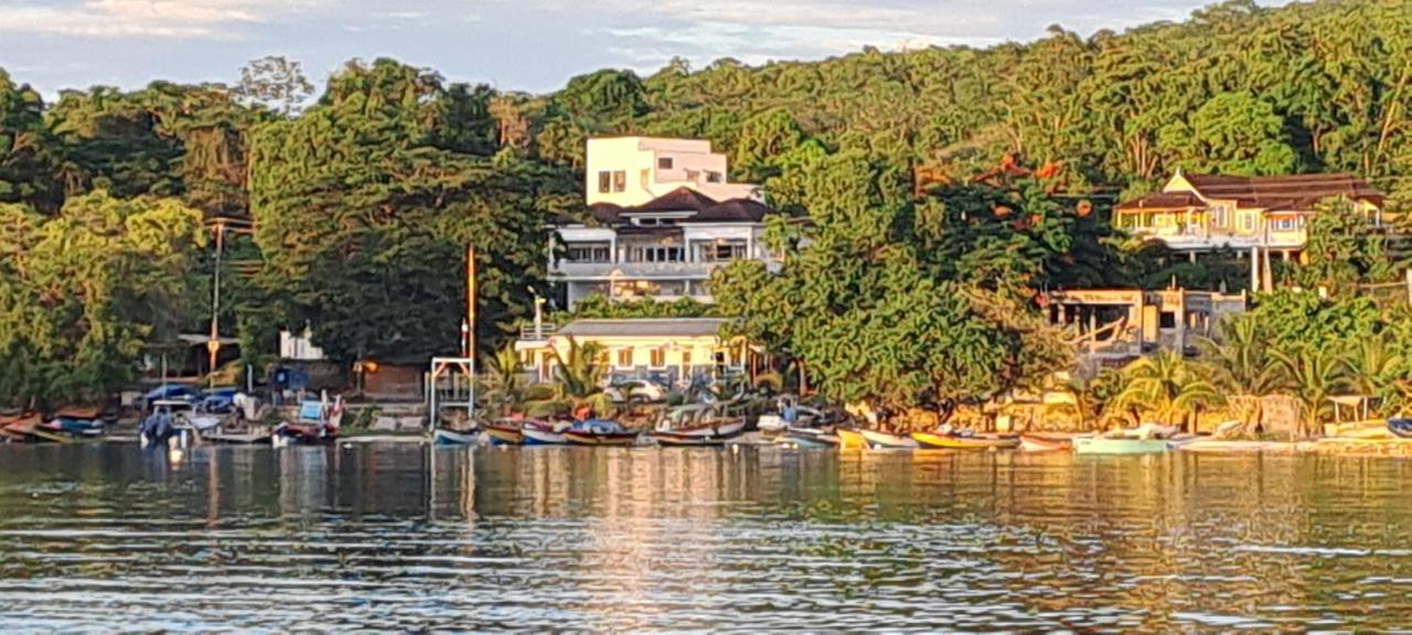 By The Bay Oracabessa Extra Guest Suite Option - B&B