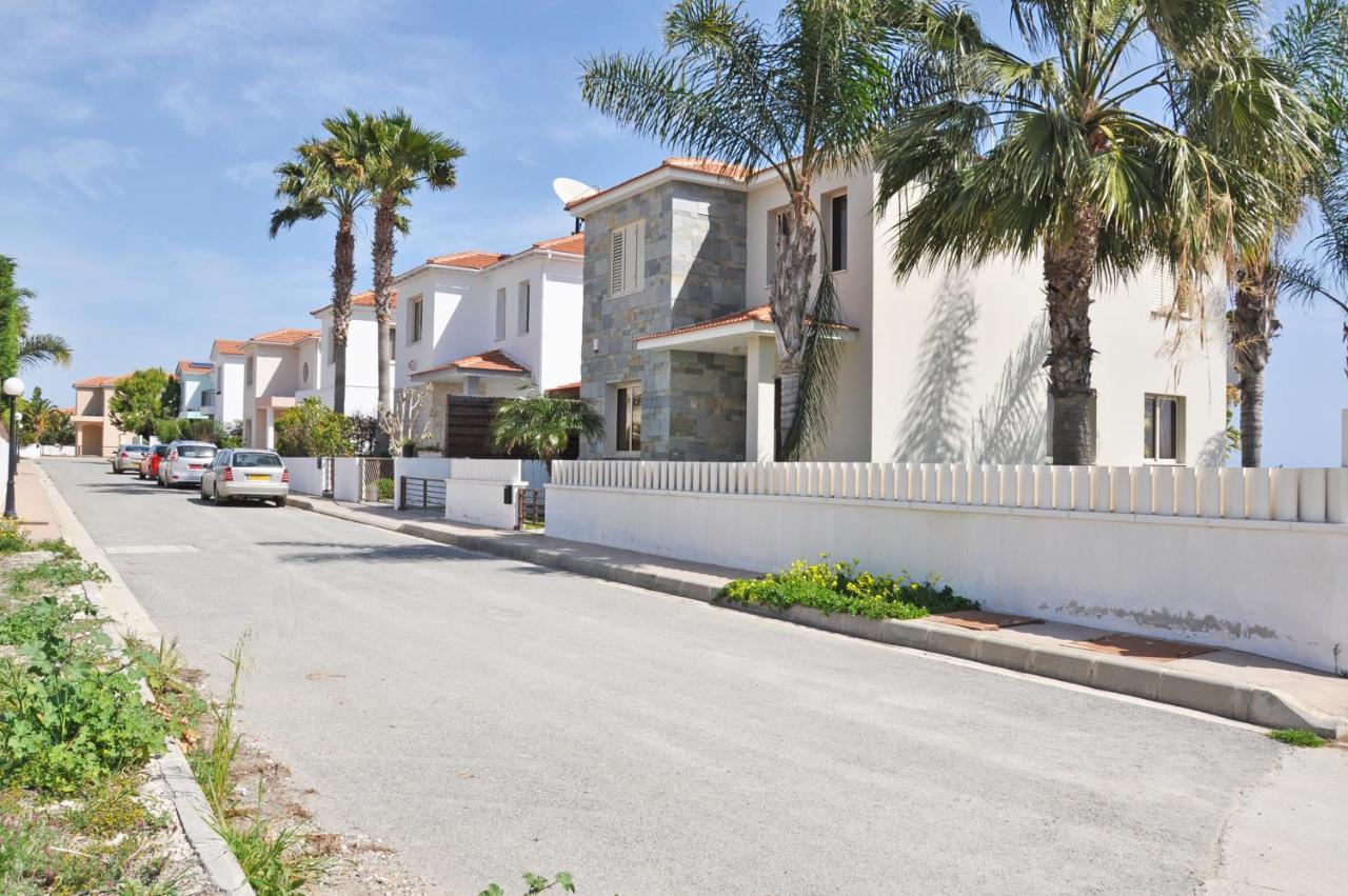 Three-Bedroom Villa with Sea View