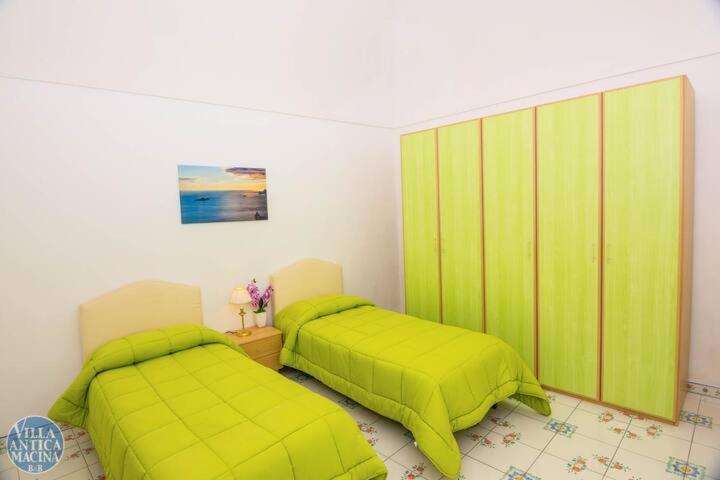 Appartamento con 2 Camere da Letto e Vista Mare