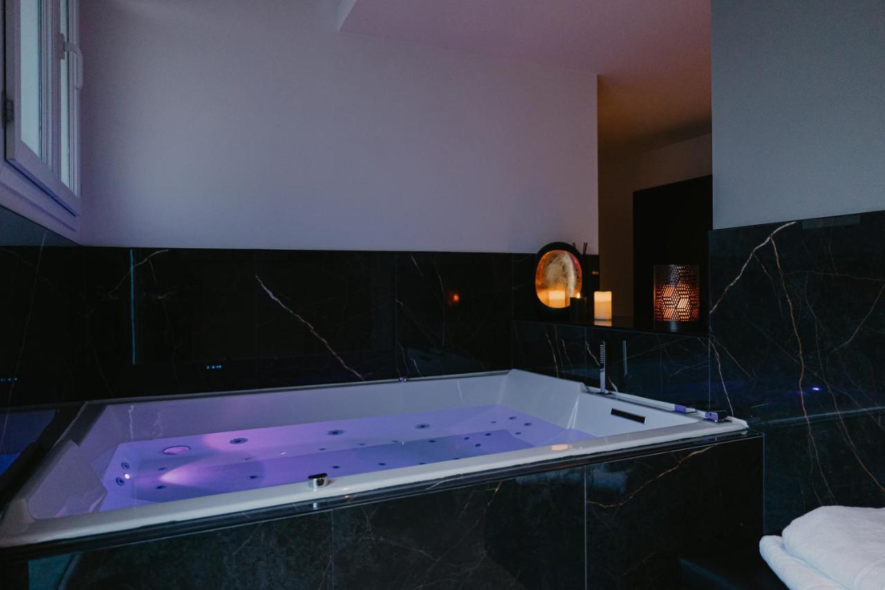 L'alcôve Clisson-Love room- Gîte Romantique-SPA - Ferienwohnung Clisson