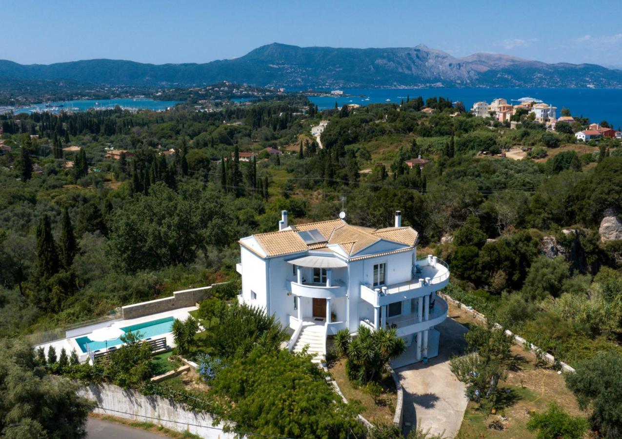 Olgas Luxury Villa, Corfu Greece - B&B Evropoúloi