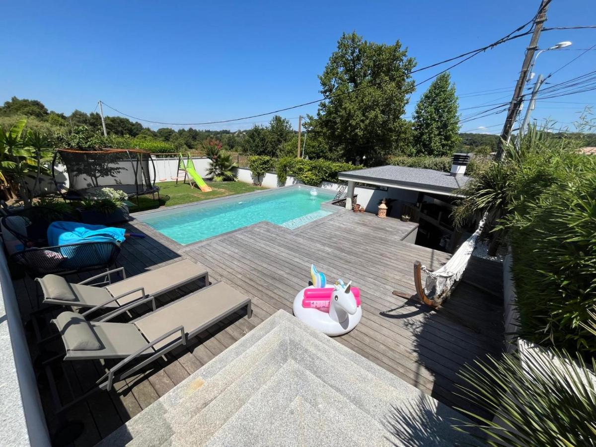 Villa ANAVI - maison 4 chambres et piscine - B&B