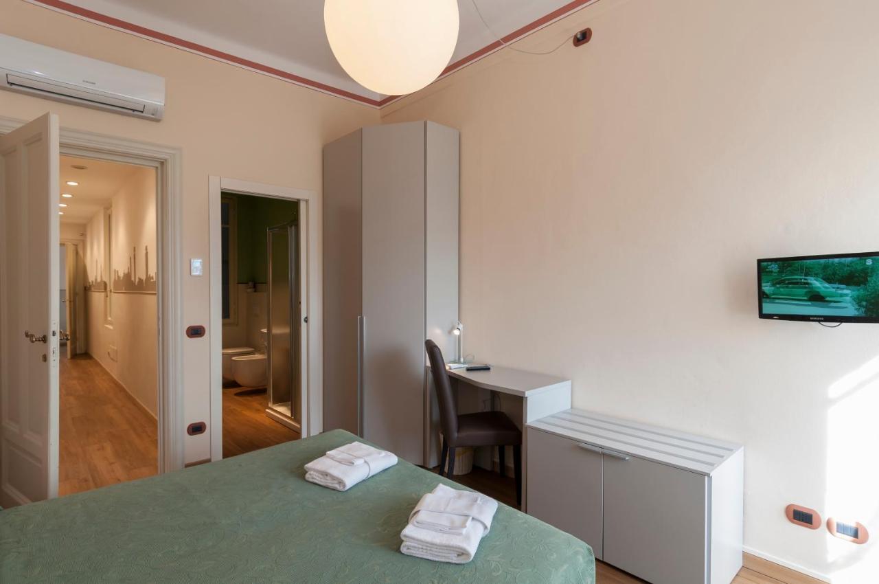 Comfort Doppelzimmer mit Balkon und Stadtblick