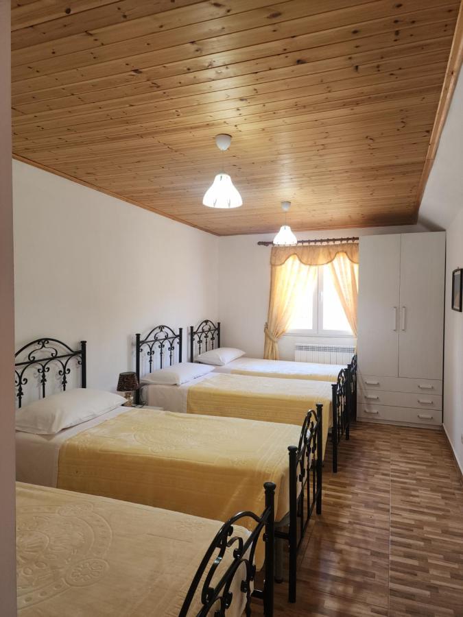 Habitación Cuádruple - vistas al jardín