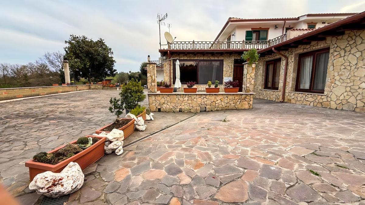 La Dimora del Cavaliere - Stupenda Dimora a 5 Min Dal Lago di Martignano - B&B Anguillara Sabazia