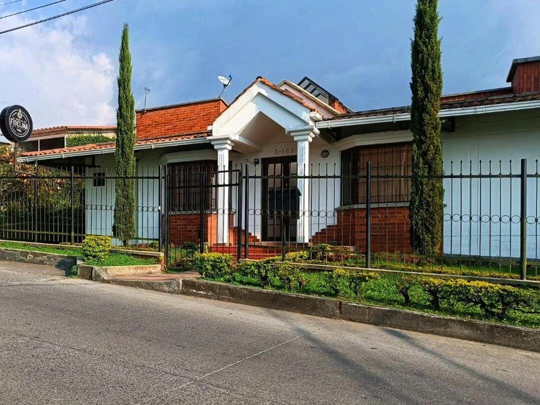 Casa Campestre Sta Rosa de Cabal - B&B