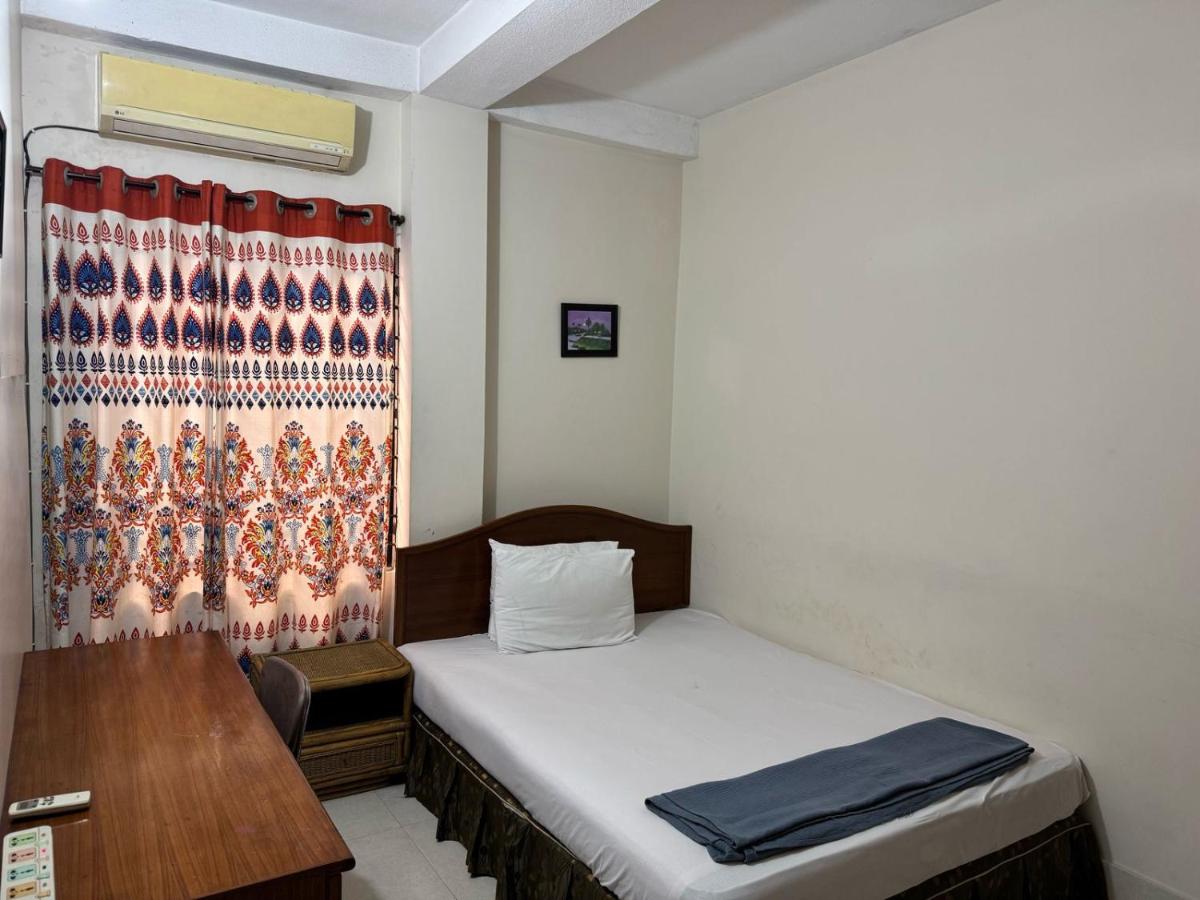 Single Room