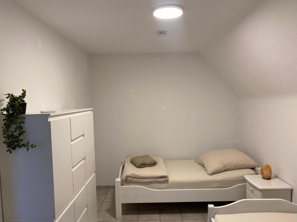 Aa-partment nahe A1 - Monteurswohnung - B&B