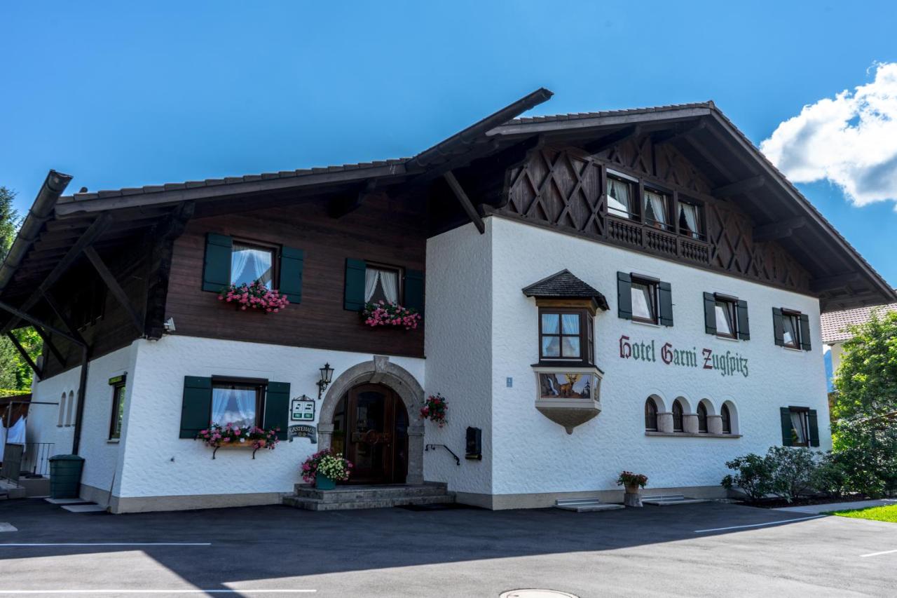 Gästehaus Zugspitz - Zimmer ohne Verpflegung - Ferienwohnung Farchant