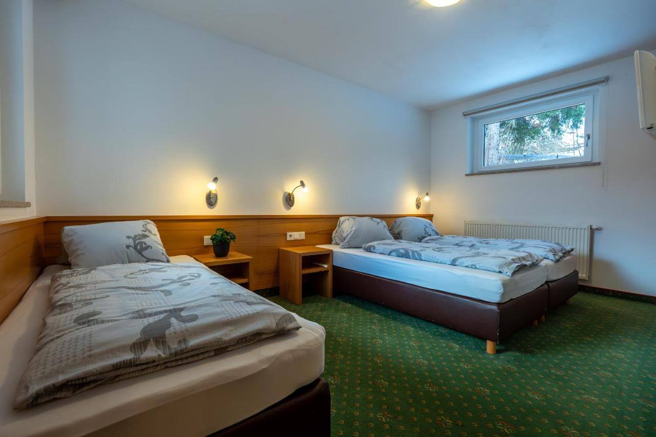 Deluxe Apartment mit Balkon und 2 Schlafzimmern