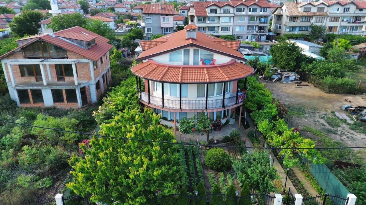 Атес - B&B