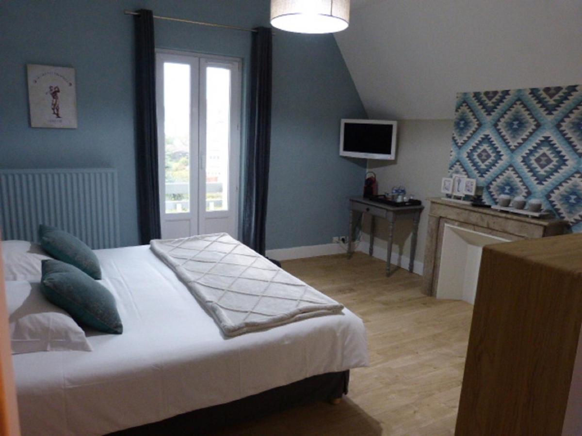 Kamer met Kingsize Bed