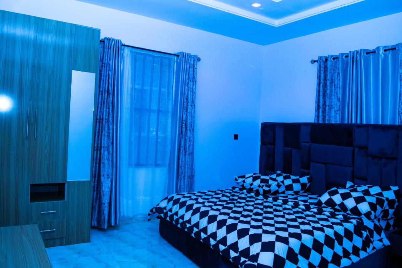 Kamer met Kingsize Bed en Balkon