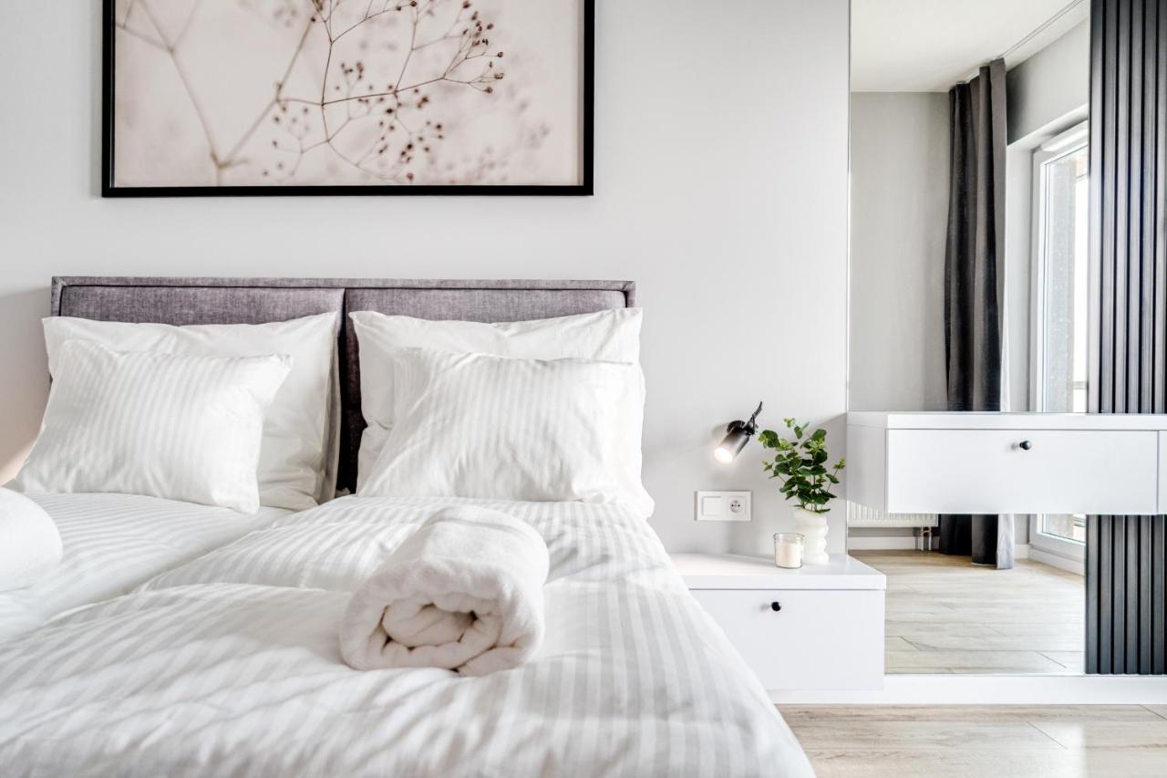 One-Bedroom Apartment with Balcony and City View