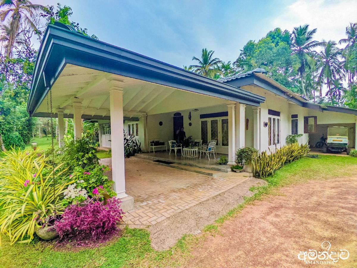 Villa with Garden View