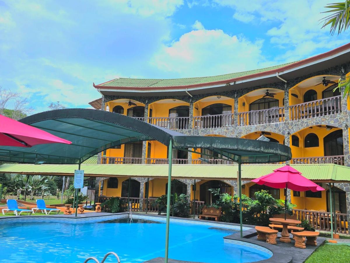 Apartahotel Playa Luna - B&B Uvita
