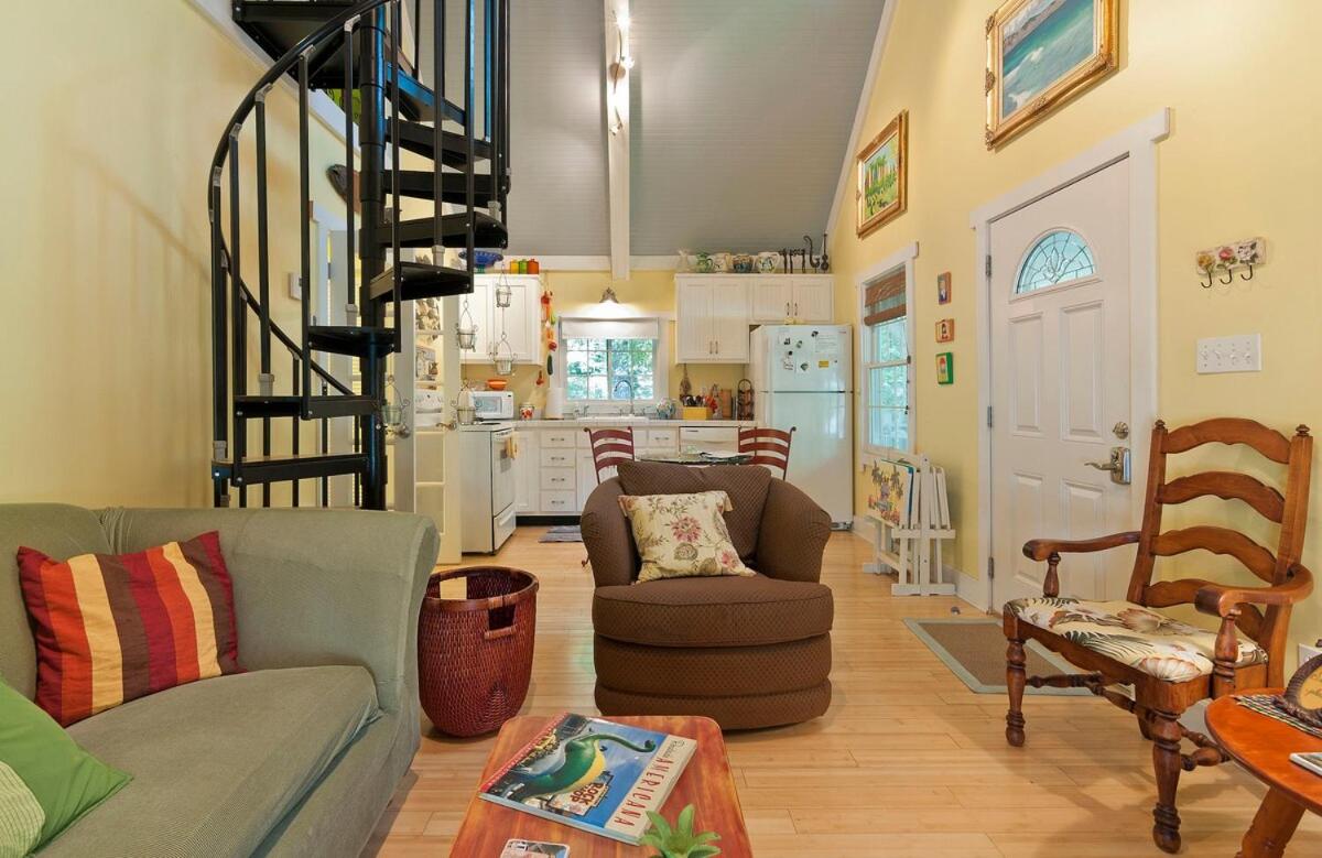 Private Cottage on Lookout Mountain - B&B