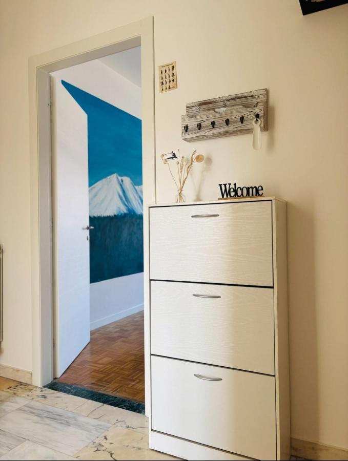 Spazioso e Silenzioso - Due Camere con Parcheggio Gratuito - Ferienwohnung Banchette