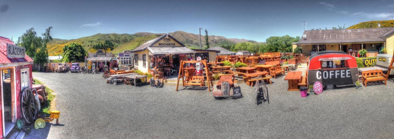 Jack Daniels Rest Gateway to Tekapo and the MacKenzie District - B&B Burkes Pass