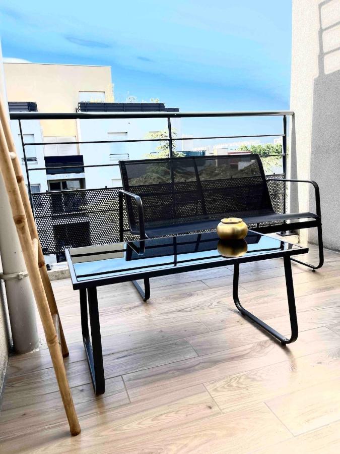 Flanelles - beautiful apartment Lyon 8 - Chambres d’hôtes Vénissieux
