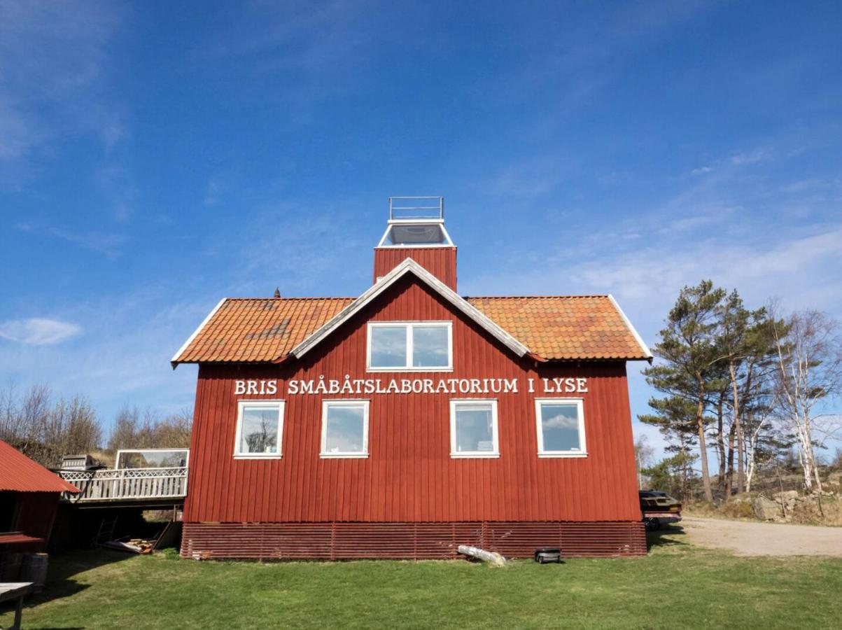 Unik villa med utsiktstorn, orangeri och badtunna - Chambres d’hôtes Lysekil