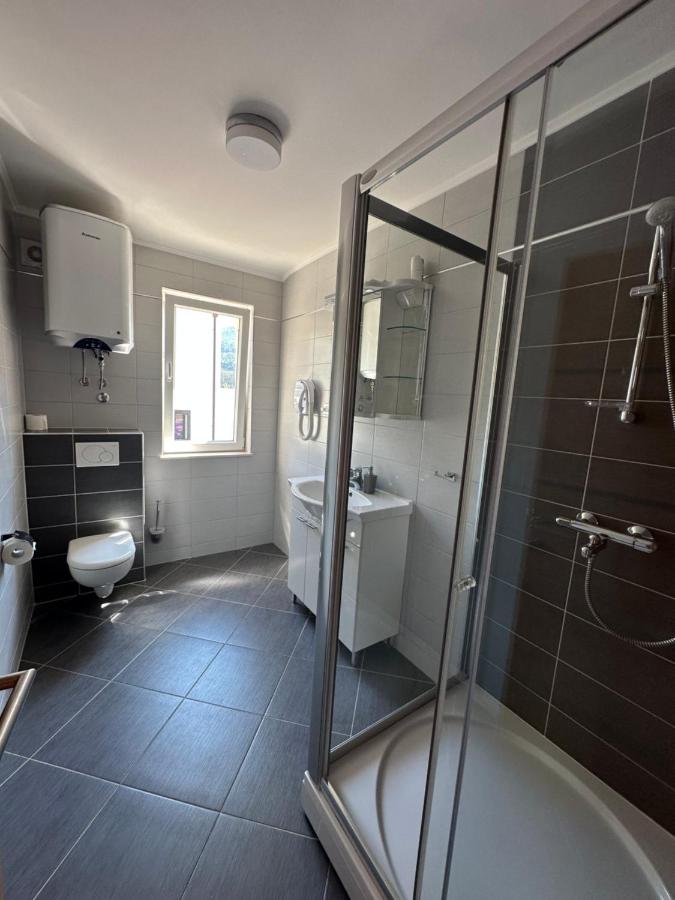 Apartamento con balcón